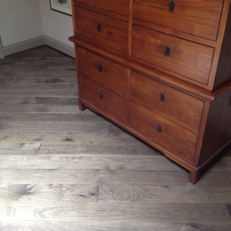 Family friendly laminate floors in PKS Interiors & Flooring in Los Altos, CA