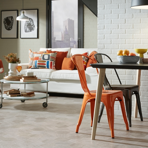 Laminate floor accents in PKS Interiors & Flooring in Los Altos, CA