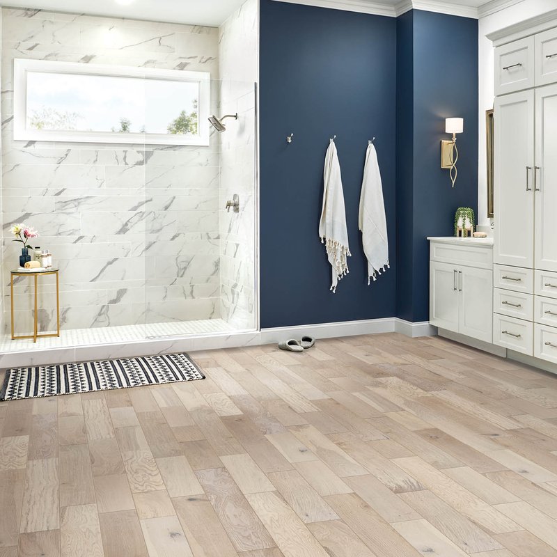 Laminate floors in PKS Interiors & Flooring in Los Altos, CA